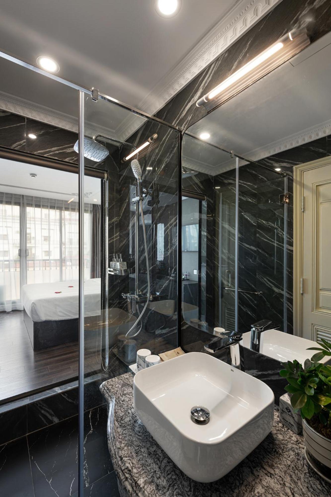 Avani Central Hanoi Hotel מראה חיצוני תמונה